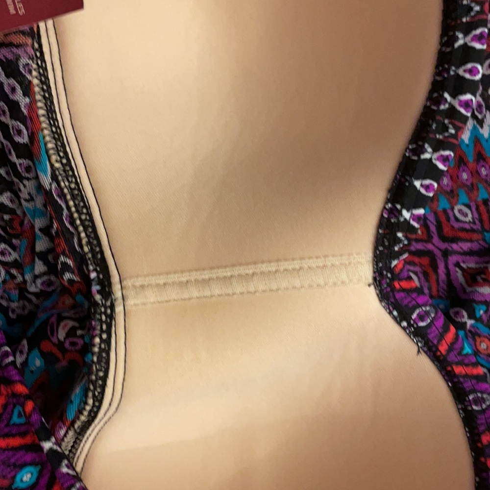 Bathing suit top. Adjustable removable straps. NWT - Picture 5 of 5